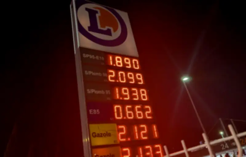 Le gouvernement réactive le chômage partiel face à la crise iranienne