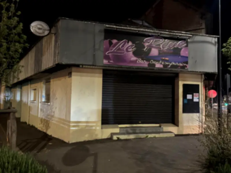 Le gérant d'un bar de Périgueux violemment agressé à coups de bouteille de bière