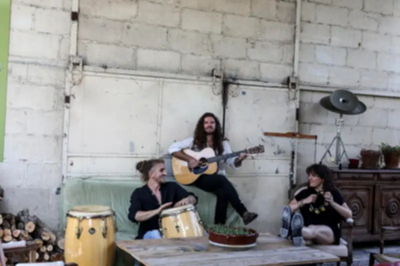 Le groupe Erème célèbre la sortie de son premier album à Lescar le 3 avril