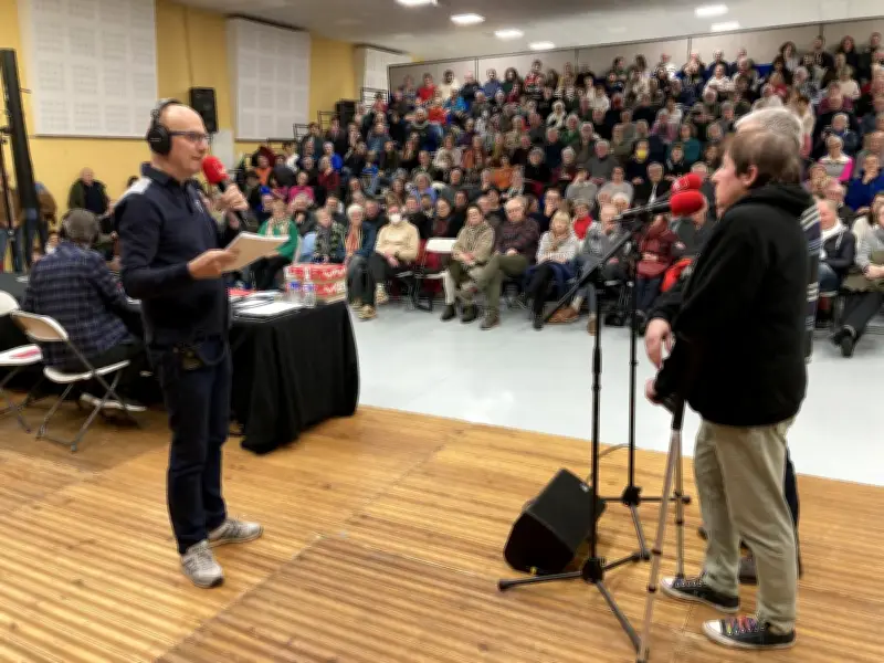 Le Jeu des 1 000 euros de France Inter attire une foule massive à Nontron