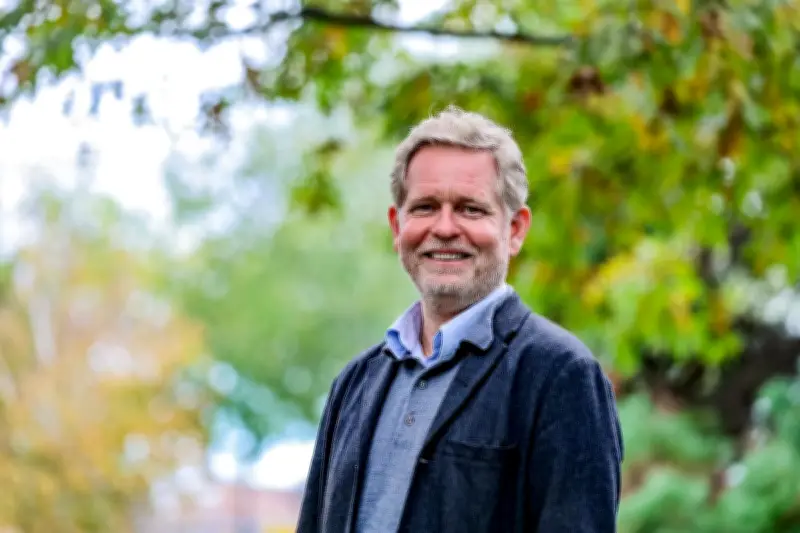 Le maire de Bègles porte plainte après des menaces de mort sur Facebook