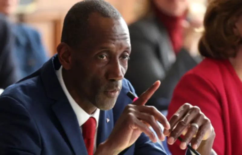 Le maire de Saint-Denis Bally Bagayoko organise un rassemblement contre le racisme