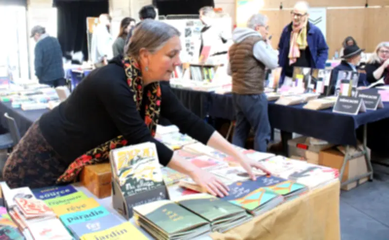 Le Marché de la Poésie de Bordeaux met à l'honneur l'édition jeunesse et la diversité linguistique