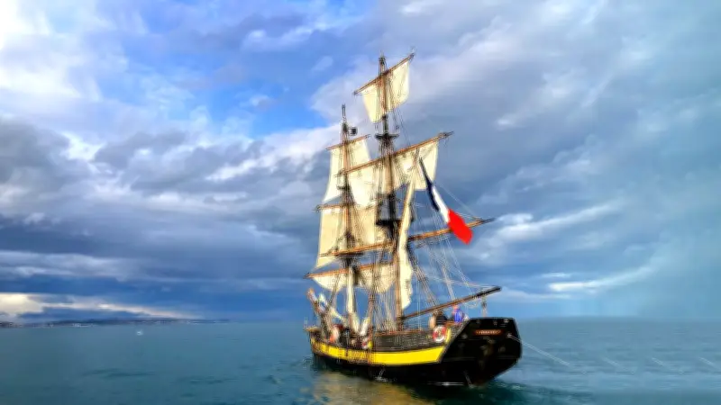 Le Phœnix à Escale à Sète 2026 : Un décor flottant pour le cinéma et les séries