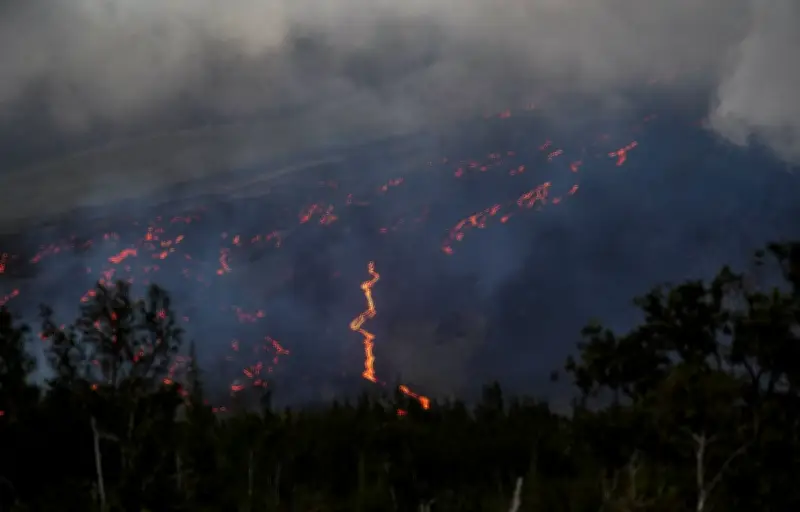 Le Piton de la Fournaise reprend son éruption après une brève accalmie