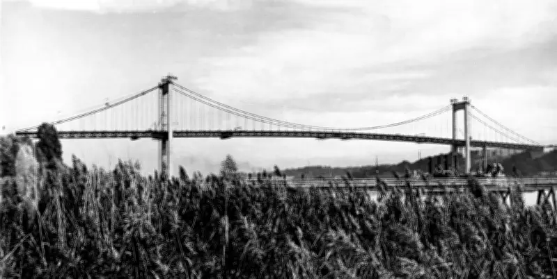Le pont d'Aquitaine soulevé de 5 cm lors d'une rénovation historique en 1982