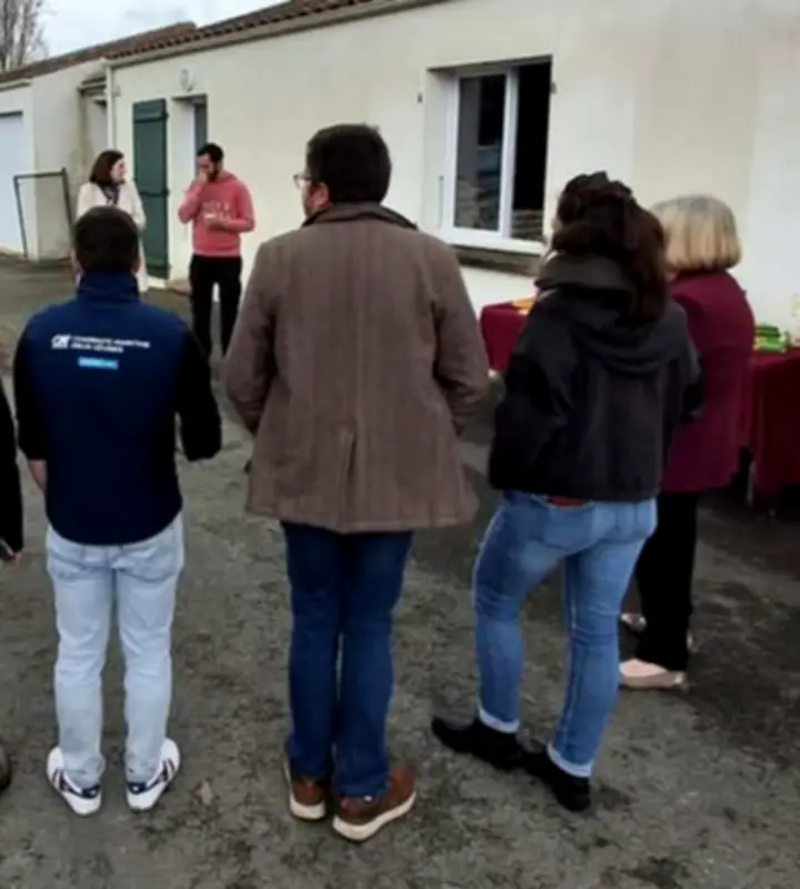 Le Poulailler d’Oléron rouvre avec 500 poules supplémentaires pour répondre à la demande locale