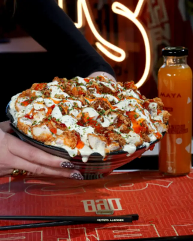 Le poulet frit, nouveau phénomène culinaire qui séduit la jeunesse française