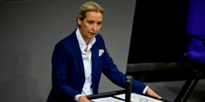 Le PPE accusé de connivence avec l'extrême droite sur la politique migratoire à Bruxelles