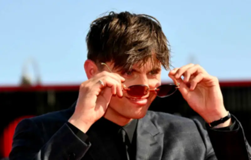 Le producteur du biopic sur Johnny Hallyday révèle pourquoi Raphaël Quenard a quitté le projet