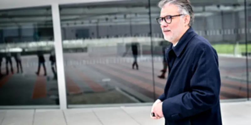 Le PS rêve d'un retour à l'alternance classique gauche-droite, comme LR