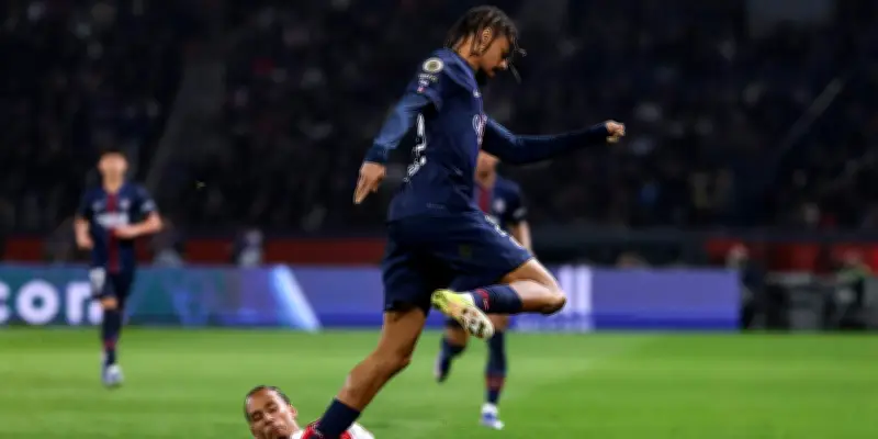 Le PSG en difficulté mais pas encore éliminé de la course au titre