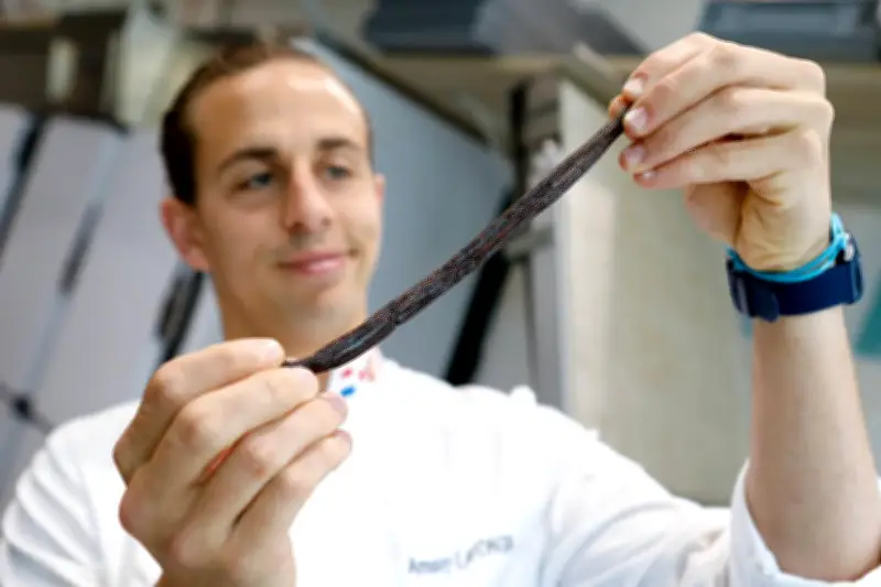 Le pâtissier rochelais Amaury Lafonta vise la finale de La Meilleure Boulangerie de France
