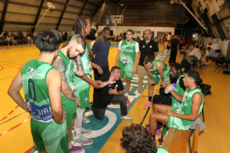 Le Réal Chalossais s'incline face aux jeunes espoirs du Castelnau BC en Super Coupe Sud Ouest