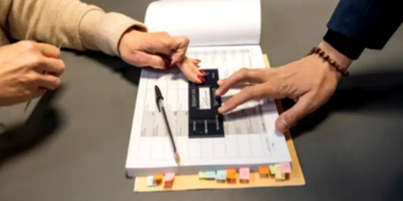 Le Rassemblement National peine à s'imposer dans les villes moyennes hors de ses bastions