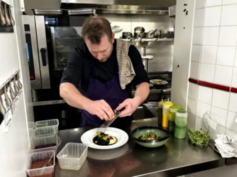 Le restaurant Omnivore à Pau décroche un Bib Gourmand Michelin, une reconnaissance qui bouleverse son quotidien