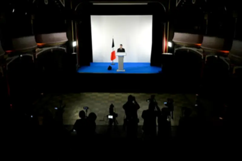 Le RN tend la main à la droite loin du raz-de-marée électoral attendu