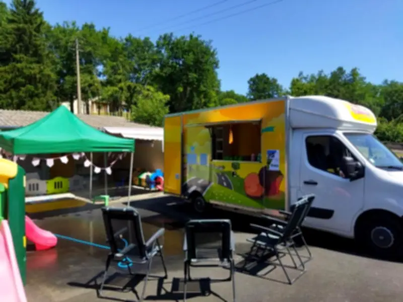 Le Ruban vert lance un camion itinérant pour lutter contre l'isolement en Dordogne
