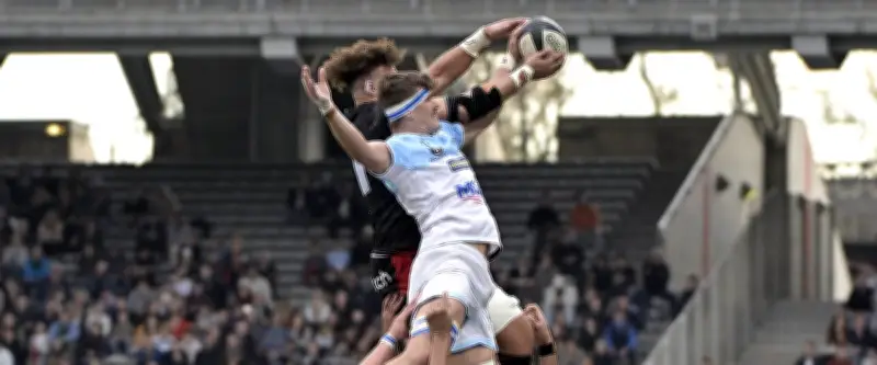 Le rugbyman Baptiste Heguy frappé par une maladie rarissime : "J'avais plus de chances de gagner au Loto"