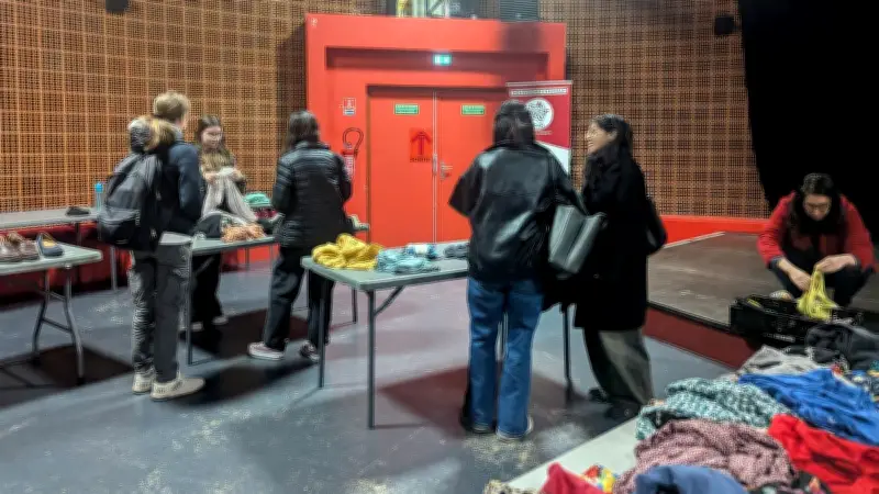 Le Scum organise une braderie gratuite à Montpellier pour lutter contre la précarité étudiante
