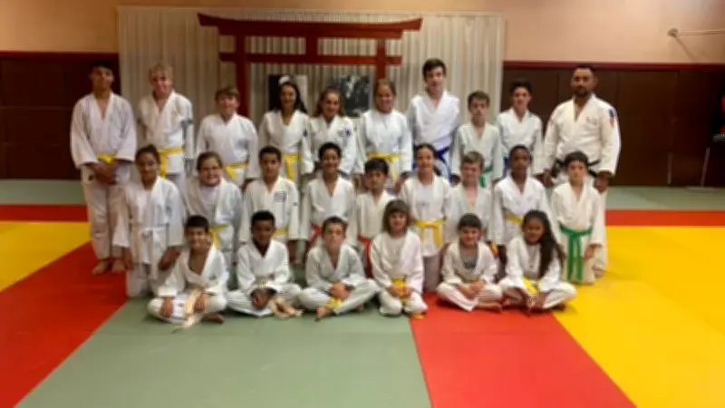 Le SO Millau judo célèbre ses 27 ceintures et prépare un séjour sportif d'août