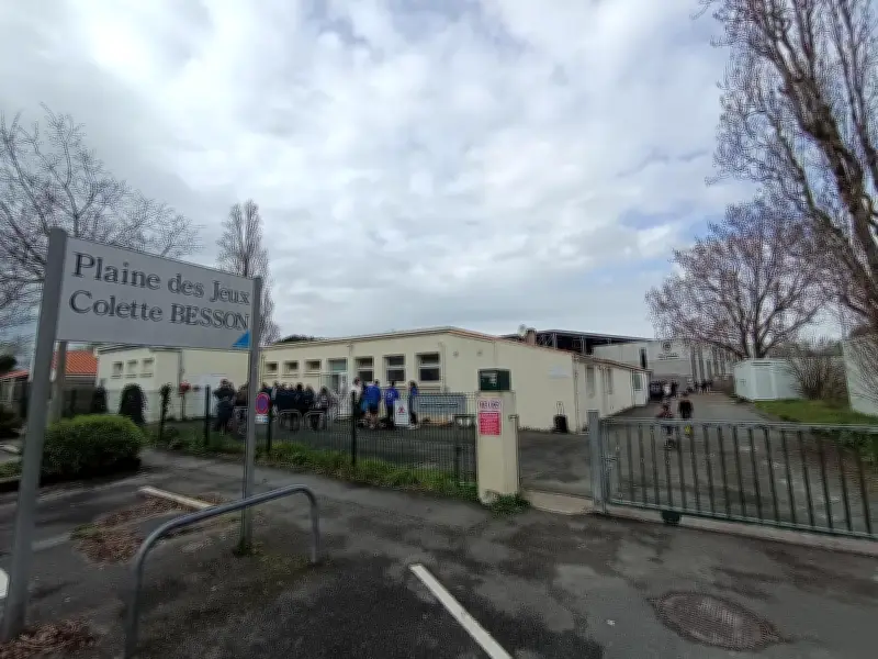 Le Stade Rochelais lance Infra 2030 : nouveaux vestiaires et siège social à Port-Neuf