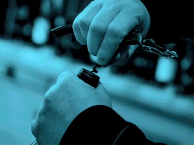 Le Tour de France des cavistes d'exception fait étape dans l'Ouest et le Centre