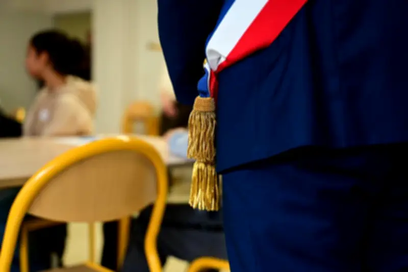 Élections municipales 2026 : le paradoxe de la confiance envers les maires malgré la méconnaissance de leurs pouvoirs