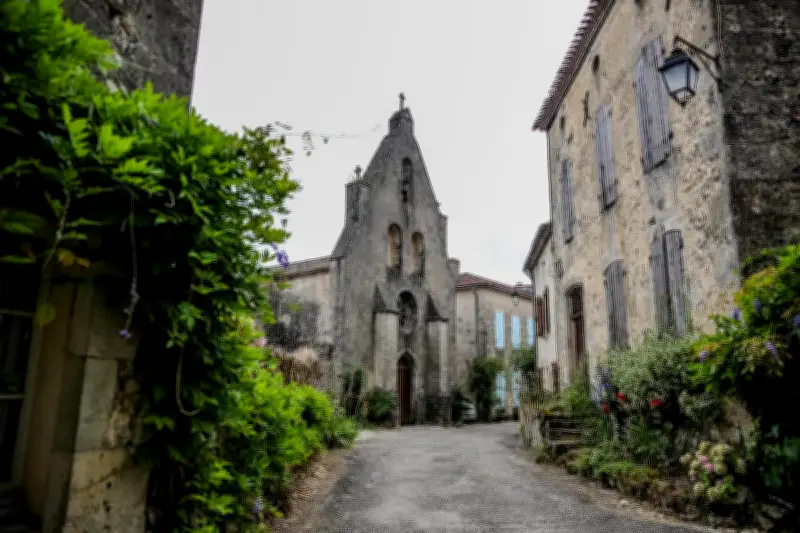 Élections municipales à Castelmoron-d'Albret : une erreur de bulletin donne 100% des voix au maire