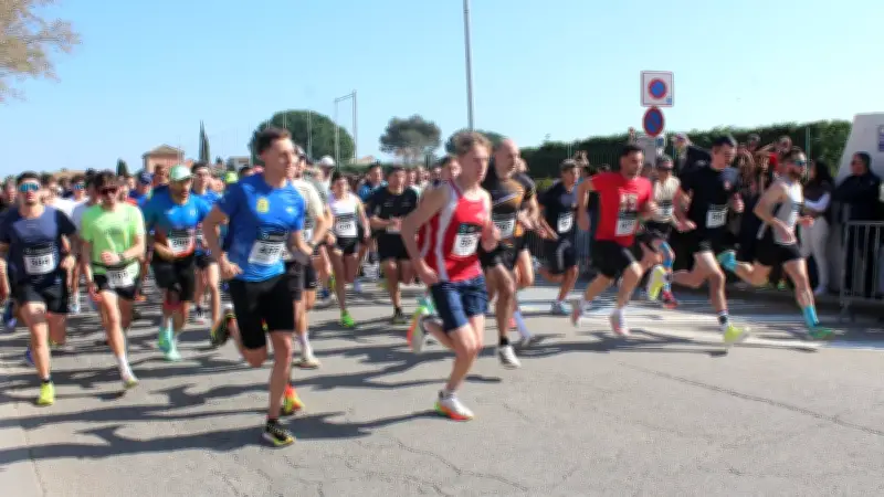Les 38e Foulées des remparts d'Aigues-Mortes rassemblent plus de 600 coureurs
