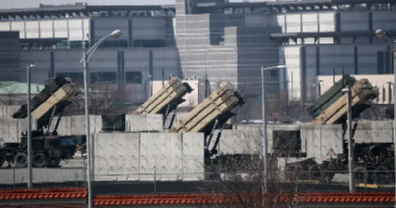 Les Alliés Asiatiques des États-Unis S'inquiètent du Redéploiement Militaire Vers le Golfe Persique