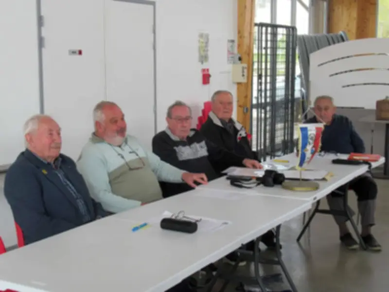 Les anciens combattants de Pouillon renforcent le devoir de mémoire avec la jeunesse