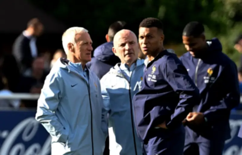 Les Bleus à Boston : Mbappé sélectionné malgré sa blessure avant la Coupe du monde