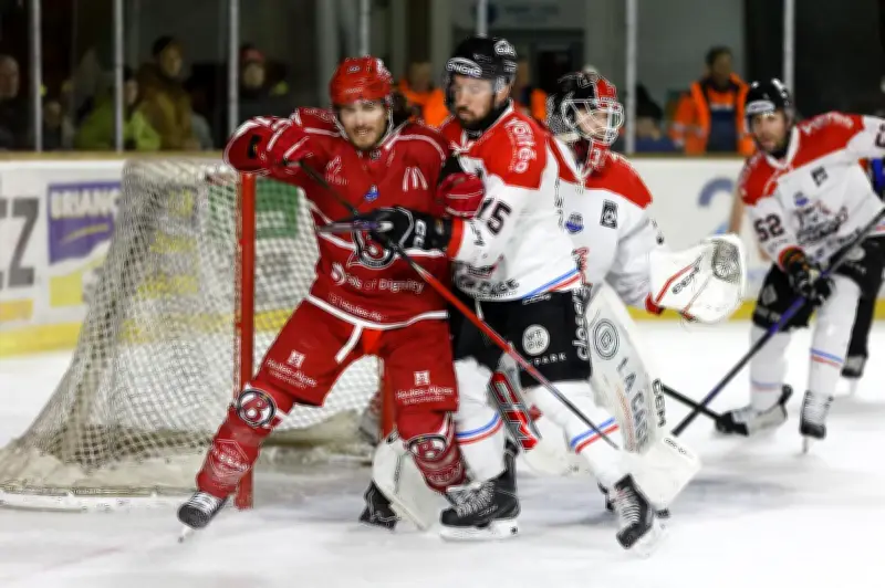 Les Boxers de Bordeaux maîtrisent Briançon et sécurisent leur place en play-offs