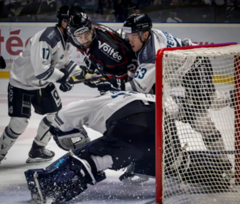 Les Boxers de Bordeaux prennent une option décisive face aux Spartiates de Marseille