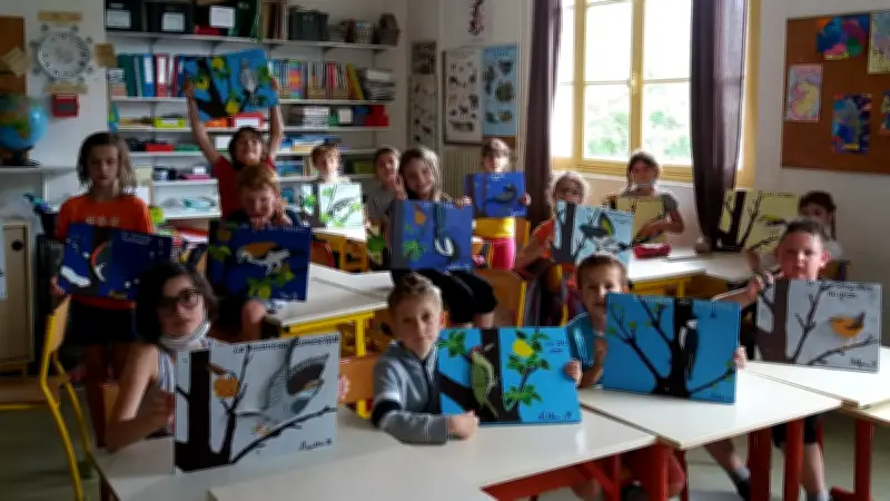 Les écoliers de Chanac peignent les oiseaux locaux dans un projet éducatif