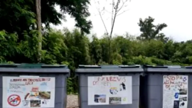 Les écoliers de Meyrannes sensibilisent au tri des déchets par des affiches