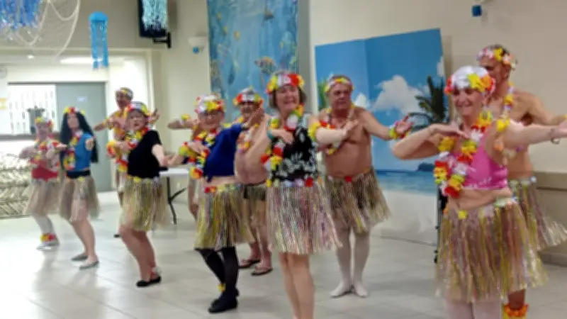 Les Compagnons du four célèbrent la mer lors de leur repas annuel