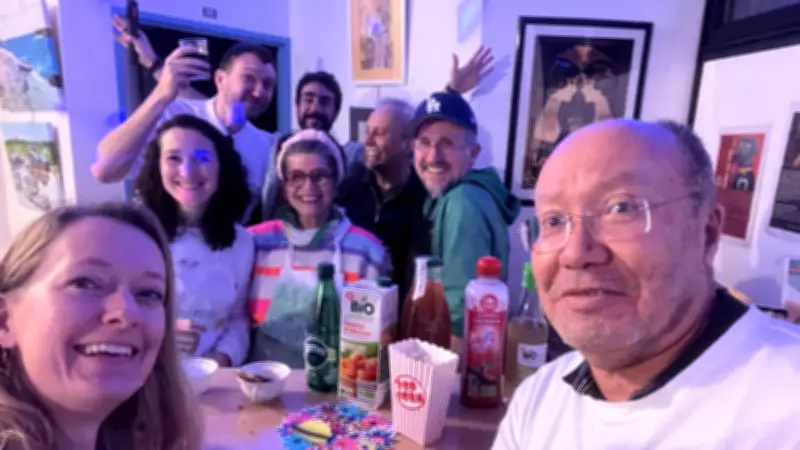 Les Copains d'Abord anime Saint-Clément-de-Rivière avec musique et échecs