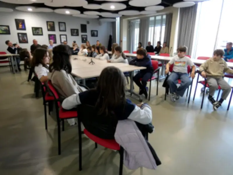 Les enfants choisissent le nom de la future médiathèque lors d'une consultation citoyenne