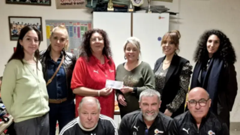 Les féminines de l'ASSP soutiennent Nos héroïnes avec un don solidaire