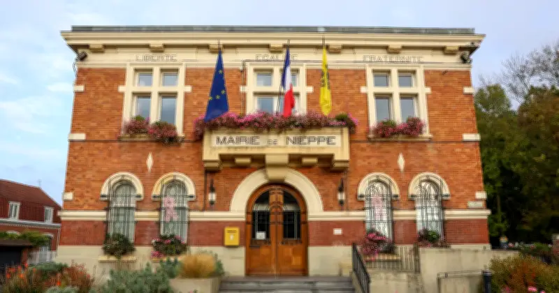 Les Français veulent un maire-manager compétent, mais peu payé selon un baromètre