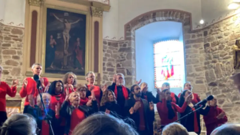 Les Gospel Cats illuminent Viala-du-Tarn pour sauver des peintures du XVIIe siècle