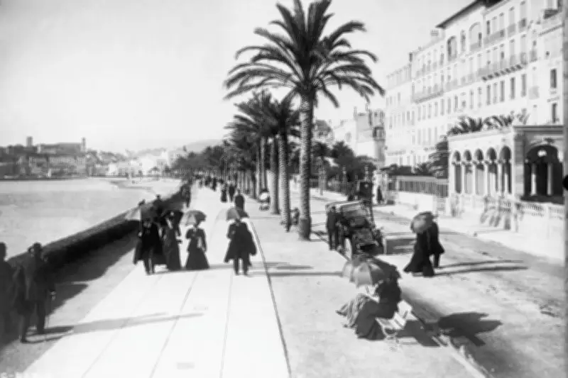 Les guides touristiques du XXe siècle révèlent une Côte d'Azur méconnaissable