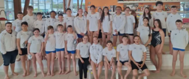 Les jeunes nageurs du Cercle nautique des Cévennes brillent à Alès et Nîmes