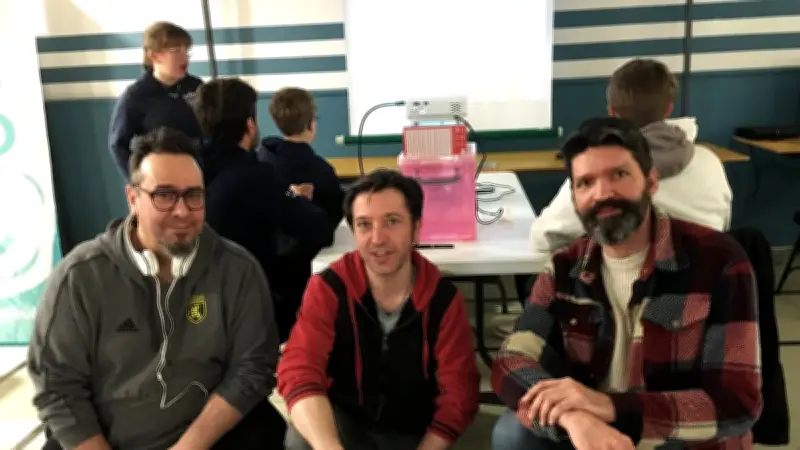 Les jeux du Crok offrent une immersion totale dans le rétro-gaming et la réalité virtuelle