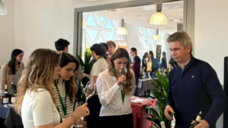 Les élèves sommeliers de Montpellier rencontrent les vignerons des Grés