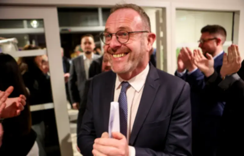 Les maires RN réélus massivement : analyse des victoires municipales du premier tour