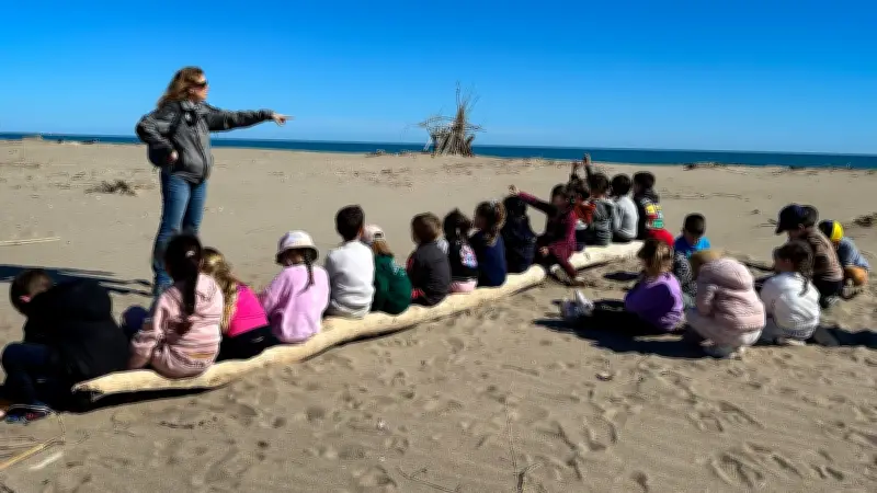 Les maternelles de Sérignan découvrent la biodiversité des Orpellières