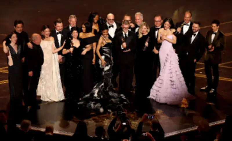 Les Oscars 2026 : « Une bataille après l’autre » triomphe avec six prix, « Sinners » honoré